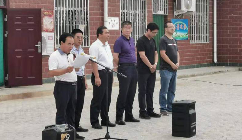 寧夏回族自治區(qū)吳忠市同心縣農(nóng)業(yè)局展會，愛麗潔農(nóng)村廁所改造產(chǎn)品備受歡迎！